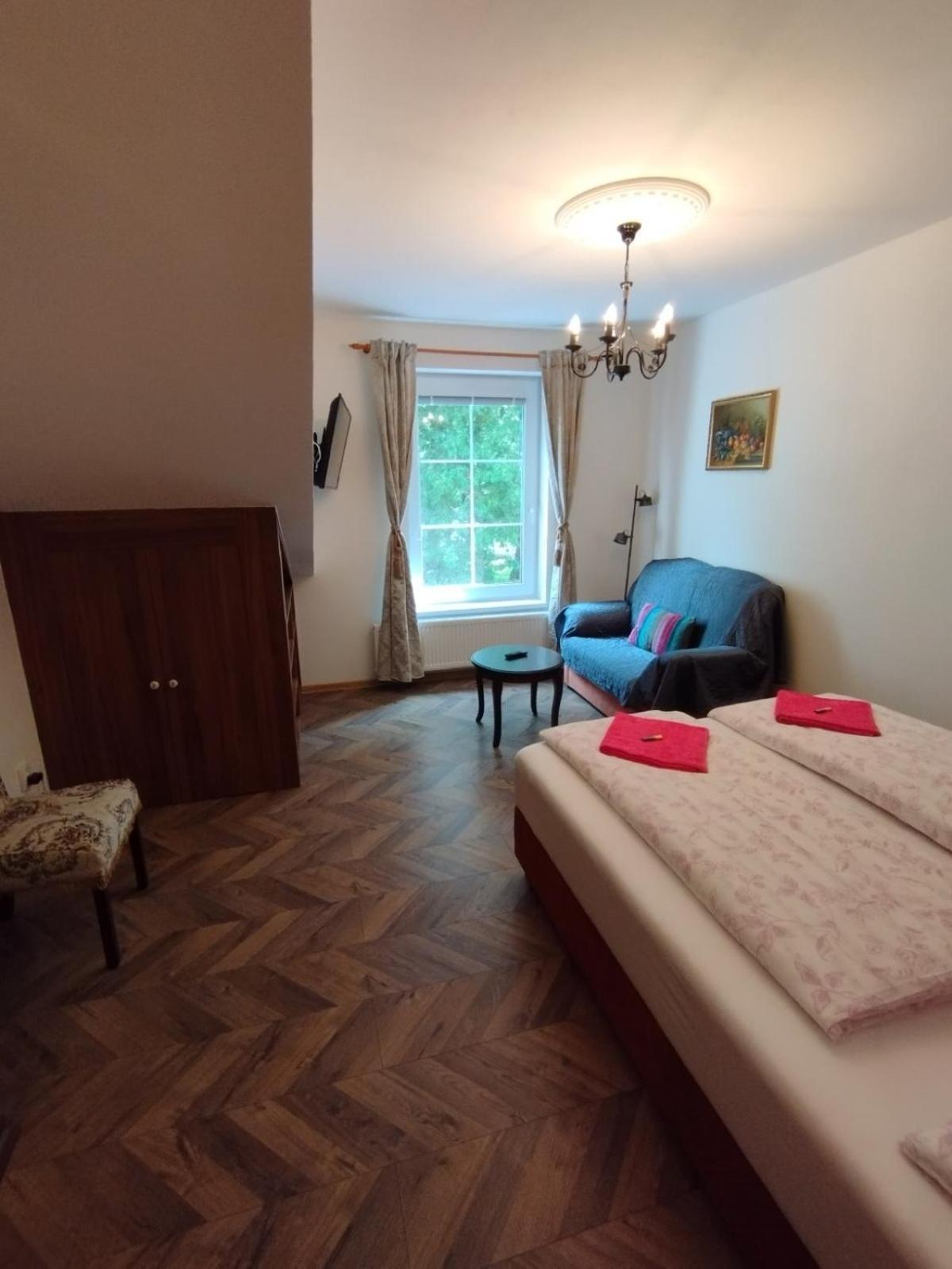 Bynovecky Zamecek Hotel Eksteriør billede