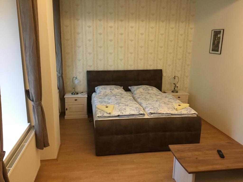 Bynovecky Zamecek Hotel Eksteriør billede